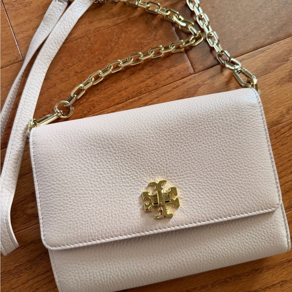 NWT Tory Burch Leather Convertible Crossbody